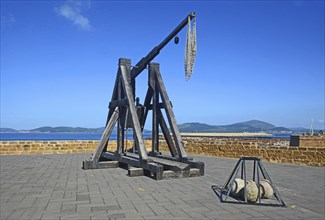 Medieval catapult at fortress wall of Alghero, Sardinia, Italy, Mediterranean, Southern Europe,