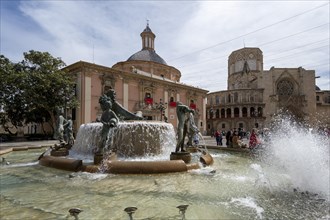 Turia Fountain, Basilica Virgen de los Desamparados, Cathedral, Catedral de Santa Maria, Plaza de