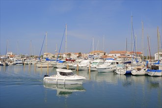 Boats in the harbour, Les Saintes-Maries-de-la-Mer, Camargue, Bouches-du-Rhone, Provence-Alpes-Cote