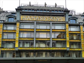Paris 1er arrondissement. Facade of the Samaritaine (Grand magasin) . Ile de France, France, Europe