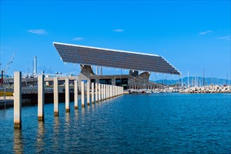 The photovoltaic pergola in the Forum district, a sail the size of a football pitch made of solar