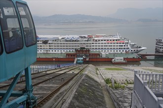 Cruise ship on the Yangtze River, Yichang, Hubei Province, China, Asia, A lift on rails in front of