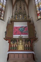 Modern hunger cloth, Lenten cloth in front of the main altar, designed by Misereor, St Martin,