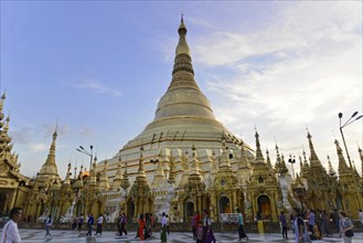 Shwedagon Pagoda, Yangon, Myanmar, Asia, Daytime scene with visitors at the majestic Shwedagon