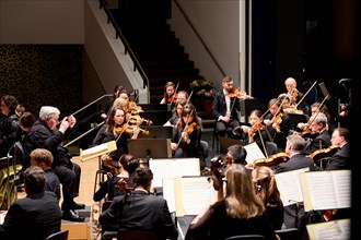 Farewell concert by Professor Mathias Breitschaft with the Rheinische Philharmonie State Orchestra