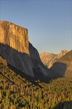 Tunnel View, Yosemite Valley with El Capitan, and Half Dome, Yosemite National Park, California,