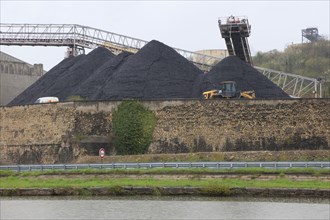 Coal storage, Solvay chemical plant for the production of bicarbonate and carbonate of soda or