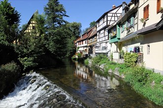 Kaysersberg, Alsace Wine Route, Alsace, Departement Haut-Rhin, France, Europe, An idyllic river