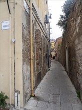 Narrow alley in the old town centre, Sassari, Sardinia, Italy, Europe