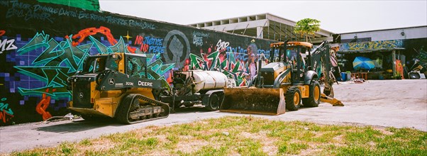 Wynwood Walls Graffiti, Miami Art Society Gallery, NW 5th Ave, Wynwood, Miami, Florida, USA, North