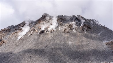 Volcanic activity, Chaiten Volcano, Carretara Austral, Chile, South America