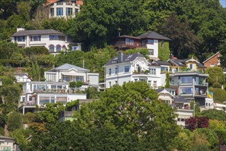 Villas in the Treppenviertel, residential building, Blankenese district, Hamburg, Germany, Europe