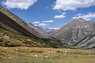 Landscape with mountains in the Tien Shan, mountain valley, Issyk Kul, Kyrgyzstan, Asia