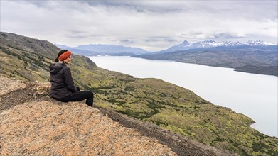 Young woman at Toro lake lookout, Hike to Toro lake lookout, Torres de Paine, Magallanes and