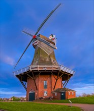 The Green Mill, one of Greetsiel's twin mills, Greetsiel, Krummhoern, East Frisia, Lower Saxony,