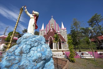 Sacred Heart Church, Pambanar, Kerala, India, Asia