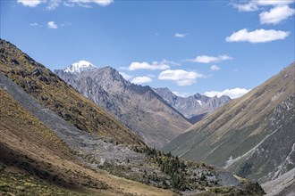 Mountains in the Tien Shan, mountain valley, Issyk Kul, Kyrgyzstan, Asia