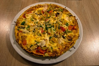 Pizza Vegetaria served in a restaurant, Franconia, Bavaria, Germany, Europe