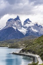 The Paine Horns, Torres de Paine, Magallanes and Chilean Antarctica, Chile, South America