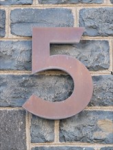 House number plate, number 5, digit, anniversary, birthday, North Rhine-Westphalia, Germany, Europe