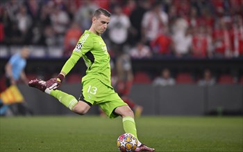Goalkeeper Andriy Lunin Real Madrid (13) Action on the ball, Champions League, CL, Allianz Arena,