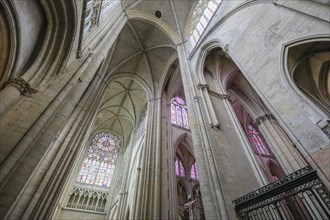 Vault transept and crossing, Romanesque-Gothic Saint-Julien du Mans Cathedral, Le Mans, Sarthe
