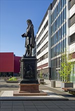 Inner courtyard of Leipzig University with the monument to Gottfried Wilhelm Leibniz, Leipzig,