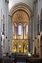 St Quirinus Minster, interior view, nave, Neuss, Lower Rhine, North Rhine-Westphalia, Germany,
