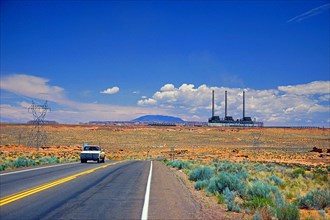 Navajo Generating Station, US coal-fired power plant on the Navajo Nation Reservation, supplies