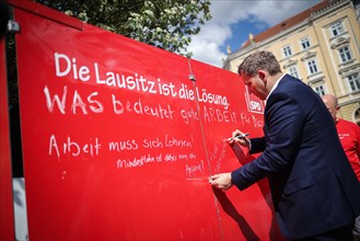 Lars Klingbeil, SPD party chairman, during his visit to the DGB rally in Goerlitz, 1 May 2024