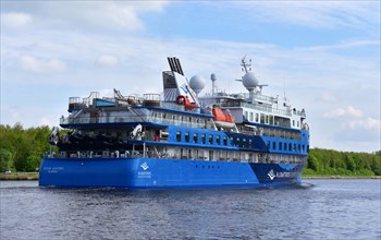 Expedition cruise with cruise ship Ocean Albatross in the Kiel Canal, Kiel Canal,