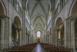 Nave, Romanesque-Gothic Saint-Julien du Mans Cathedral, Le Mans, Sarthe department, Pays de la