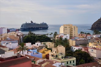 Cruise ship in the harbour of San Sebastian de La Gomera, La Gomera, Canary Islands, Spain, Europe