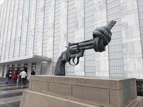 Gun sculpture Non Violence in front of the UN headquarters in New York