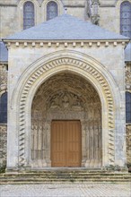 Porche Royal side portal, Romanesque-Gothic Saint-Julien du Mans Cathedral, Le Mans, Sarthe