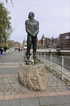 Stoertebecker sculpture on Stoertebecker Ufer, Elbtorpromenade, Hafencity, Hamburg, Sculpture of a