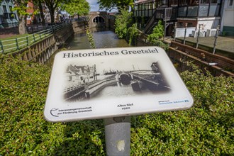 Information board, sign at the Old Siel in Greetsiel, Krummhoern, East Frisia, Greetsiel,