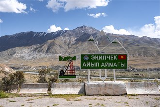 Ghost town of Enilchek in the Tien Shan Mountains, Ak-Su, Kyrgyzstan, Asia