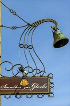 Nose sign, soundbar to the bell, Kaufbeuern, Allgaeu, Swabia, Bavaria, Germany, Europe