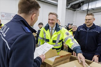 Annual customs press conference, Christian Lindner (FDP), Federal Minister of Finance at customs in