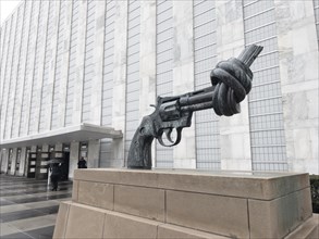 Gun sculpture Non Violence in front of the UN headquarters in New York