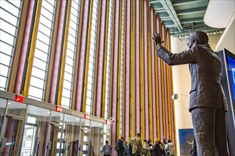 Statue of Nelson Mandela in the entrance hall of the UN headquarters in New York