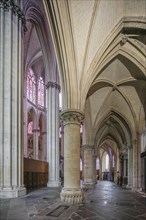 Choir ambulatory, Romanesque-Gothic Saint-Julien du Mans Cathedral, Le Mans, Sarthe department,