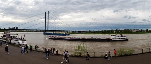 Rheinpromenade, View of the Rheinkniebruecke, Duesseldorf, North Rhine-Westphalia, Germany,