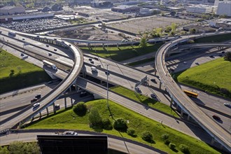 Detroit, Michigan, The interchange between Interstate 94 (top) and Interstate 75 in midtown Detroit