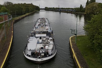 The motor tanker Wiki leaves the Wanne-Eickel lock system into the underwater, Rhine-Herne Canal,