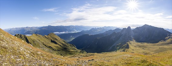 Panorama, mountain valley and mountain panorama, view into Winkler Tal with summit Rosskopf,