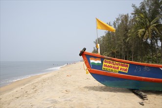 Colourful fishing boat on Cherai Beach or beach, Vypin Island, Kochi, Kerala, India, Asia