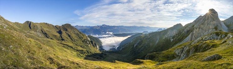 Panorama, mountain valley and mountain panorama in the morning light, view into Winkler Tal with