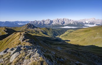 Mountain panorama, view of rocky mountain peaks of the Sesto Dolomites, Carnic main ridge, Carnic